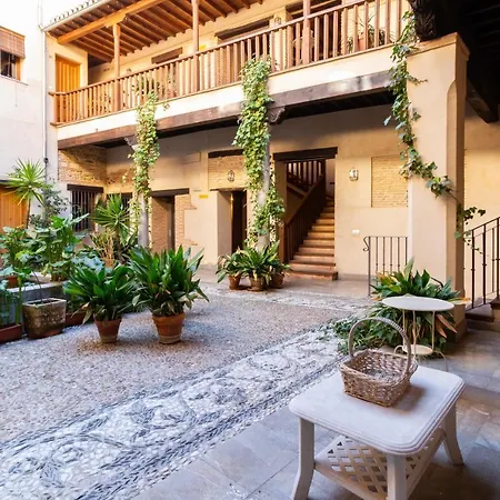 Atico Junto Al Albaicin Con Terraza Granada