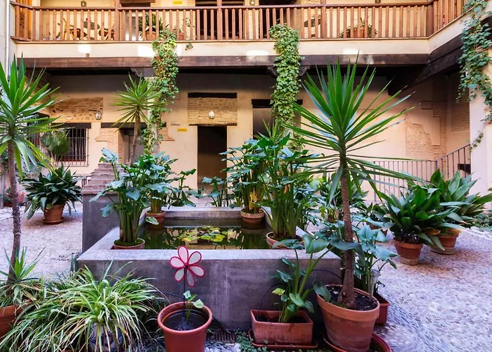 Wintowinrentals Fabuloso Atico Con Terraza Junto Al Albaicin *